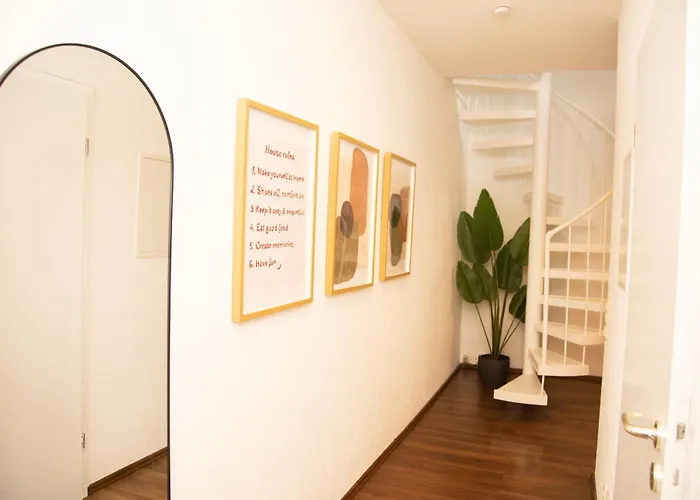Design Nahe Koeln * Frechen